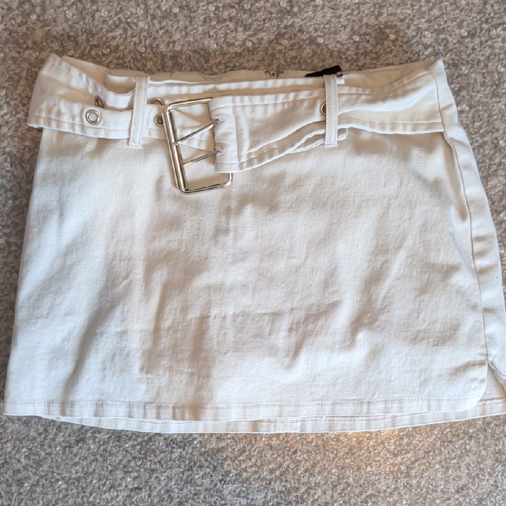 Tracy Evans Cream Mini Skirt with Buckle